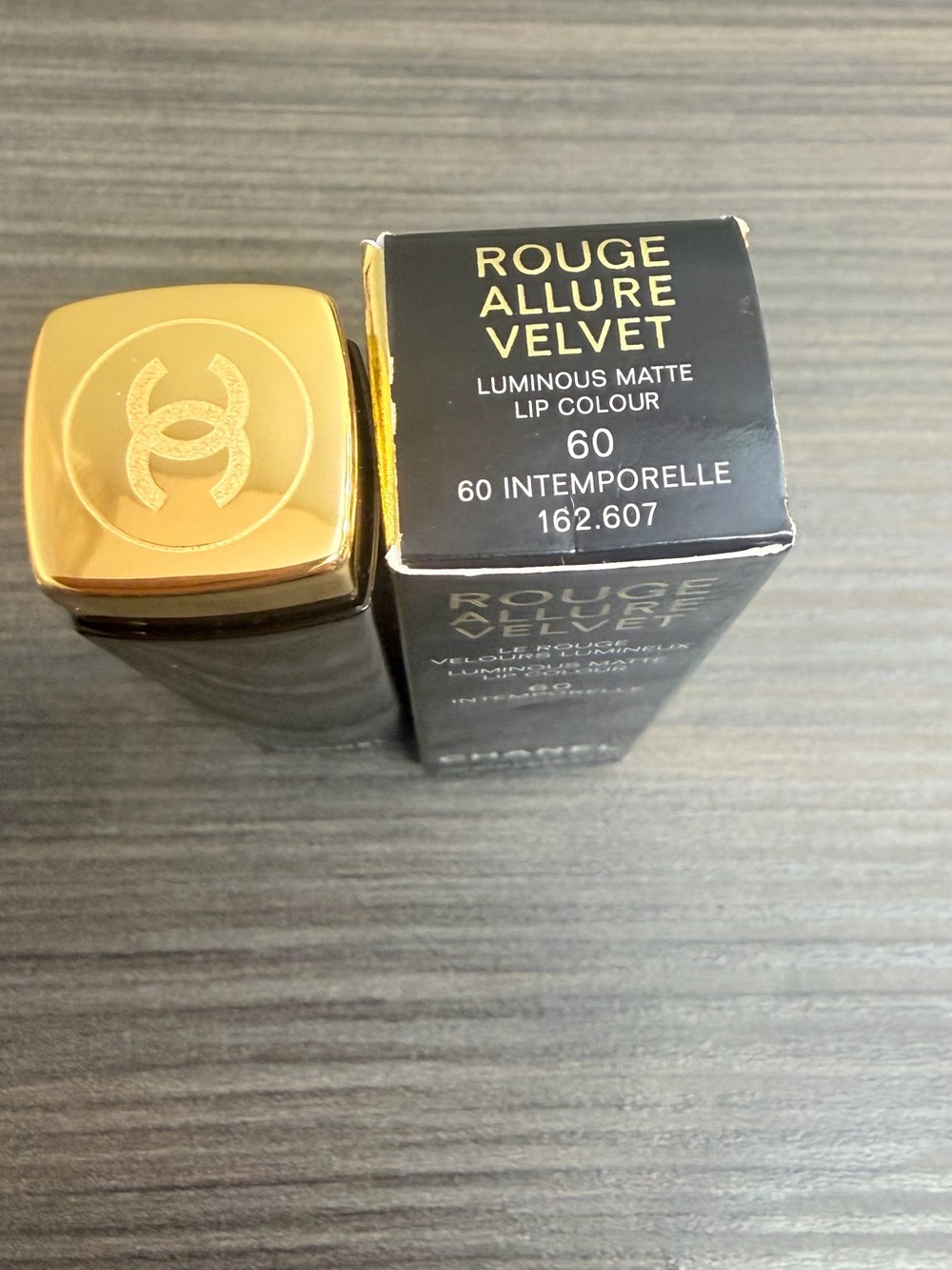 Chanel Lipstick - Picture 4 of 4